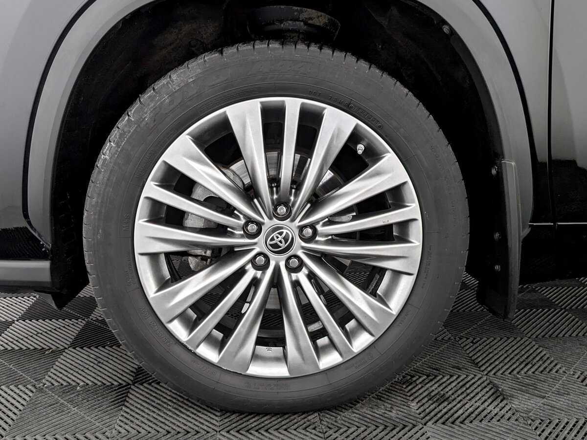 Toyota Highlander 2021 года с пробегом. Фото: #17