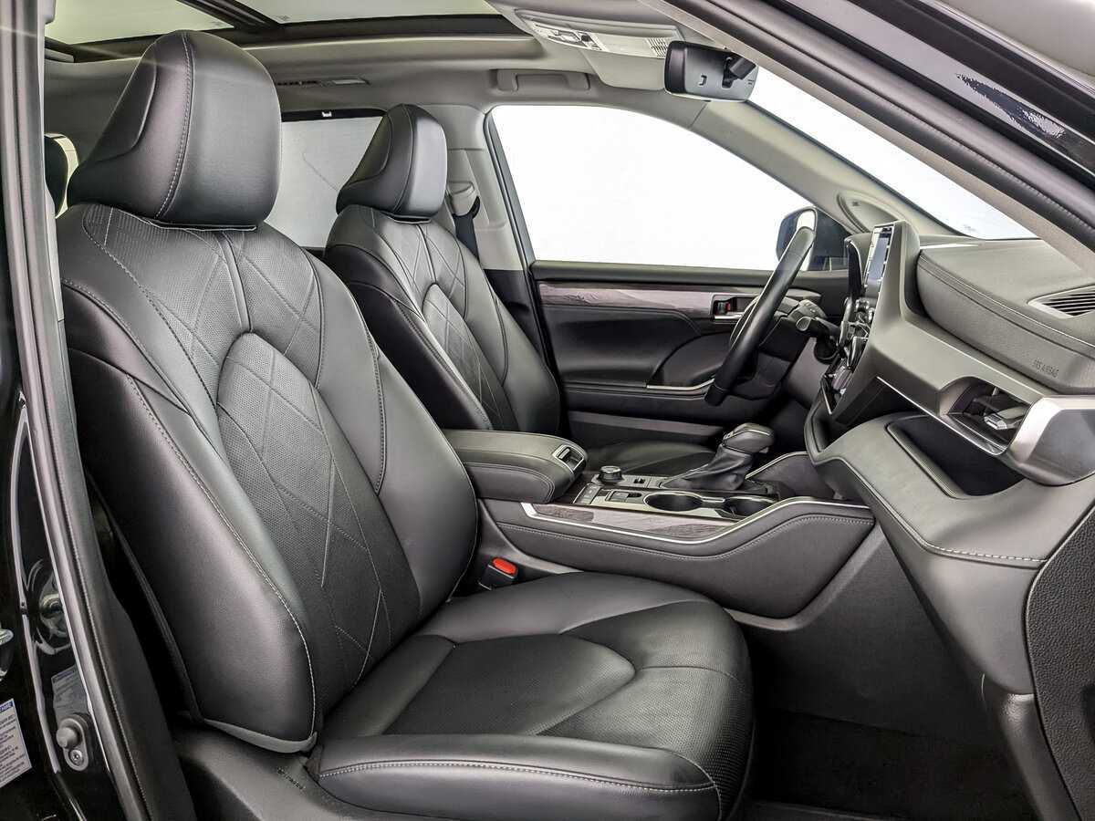 Toyota Highlander 2021 года с пробегом. Фото: #23