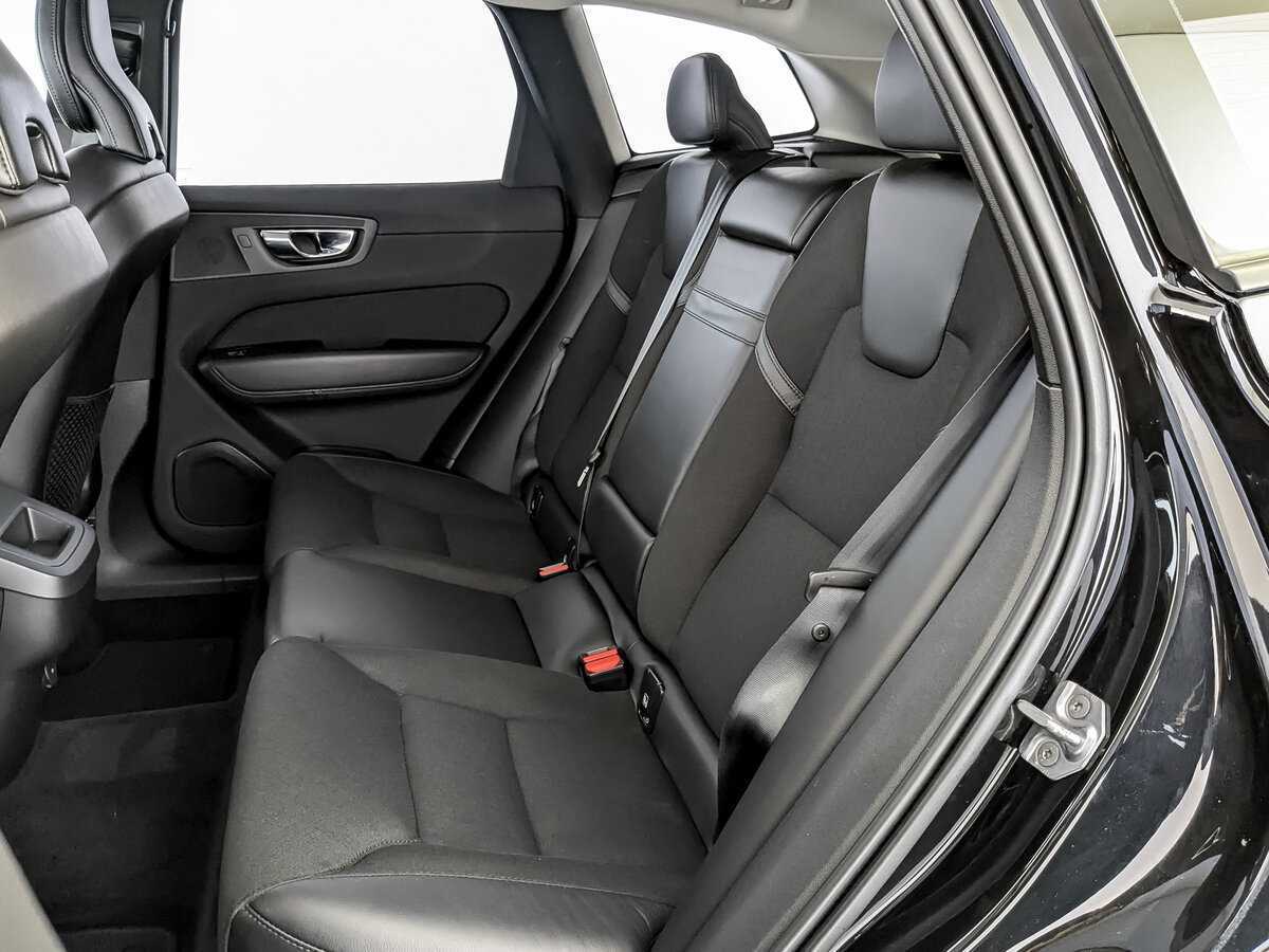 Volvo XC60 2020 года с пробегом. Фото: #11