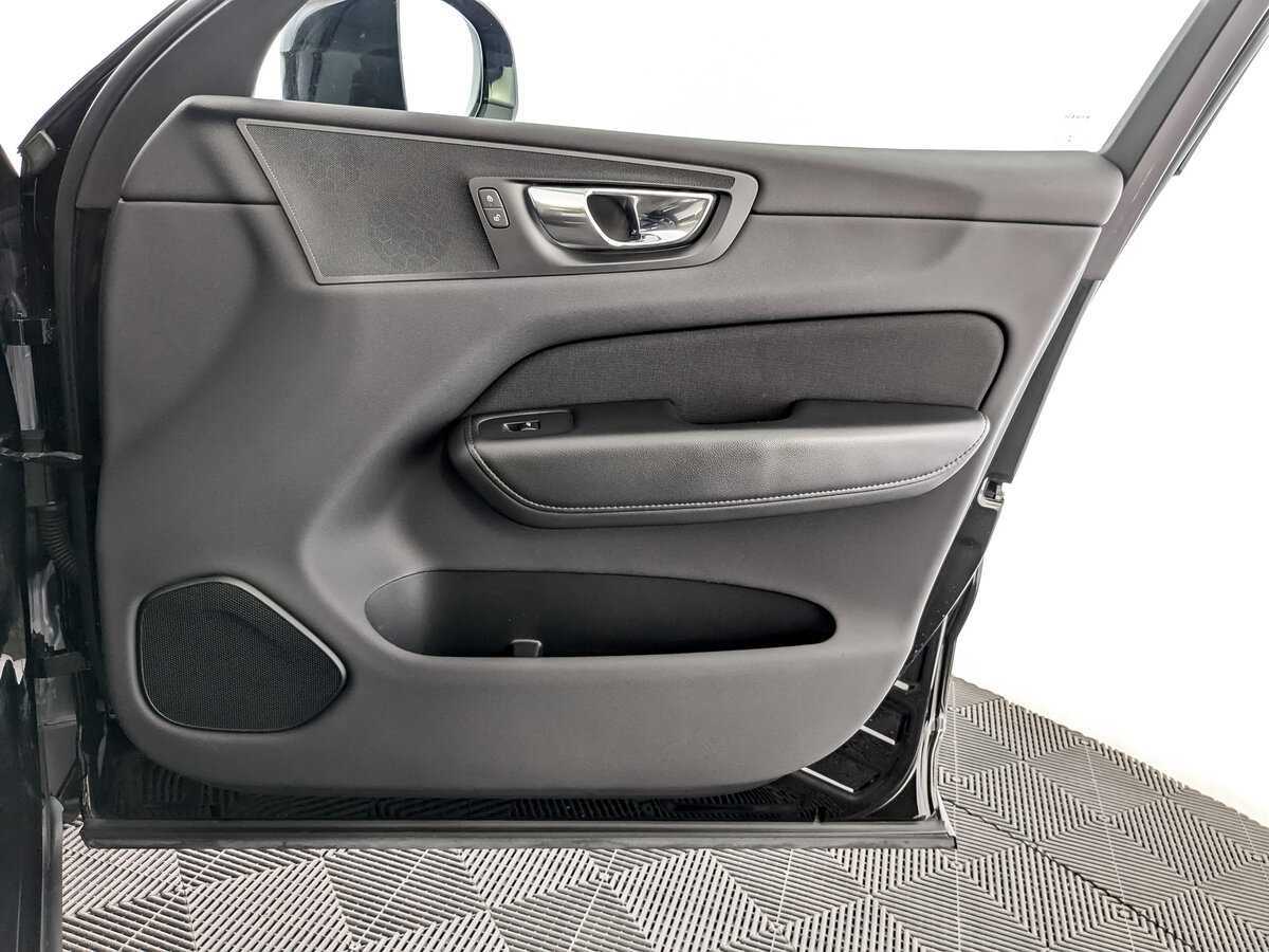 Volvo XC60 2020 года с пробегом. Фото: #22