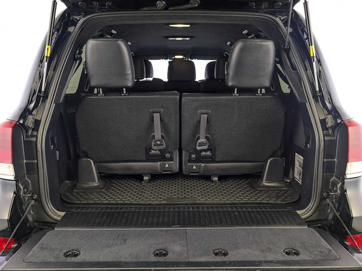 Toyota Land Cruiser 2016 года с пробегом. Фото: #8