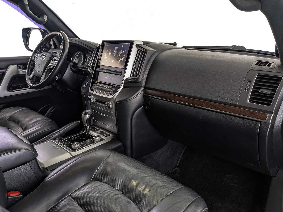 Toyota Land Cruiser 2016 года с пробегом. Фото: #11