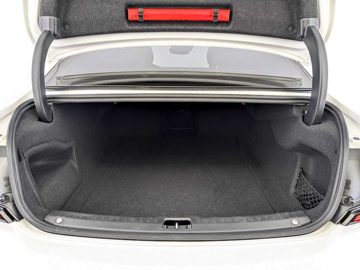 Volvo S90 2021 года с пробегом. Фото: #9