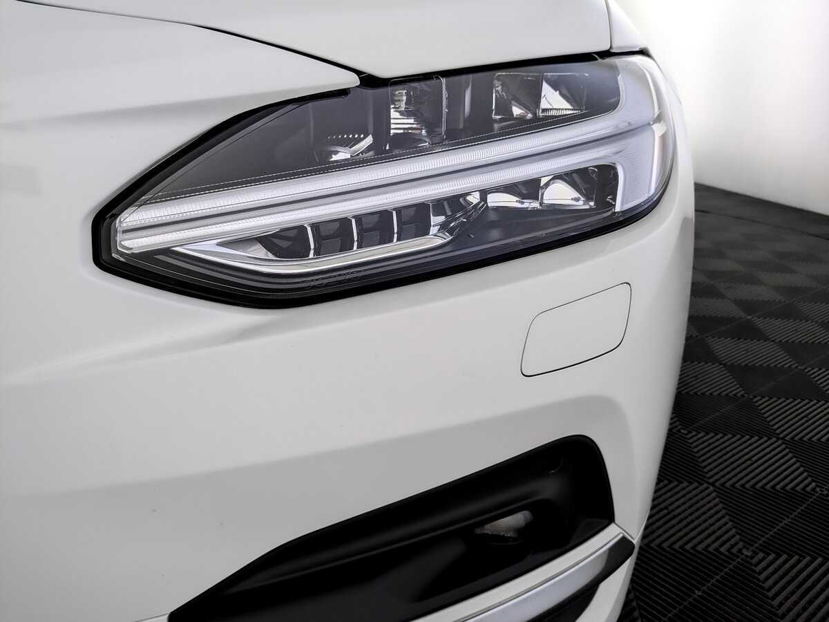 Volvo S90 2021 года с пробегом. Фото: #16
