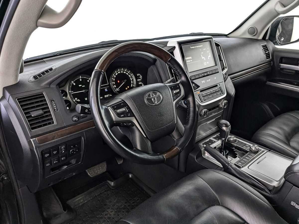 Toyota Land Cruiser 2019 года с пробегом. Фото: #14