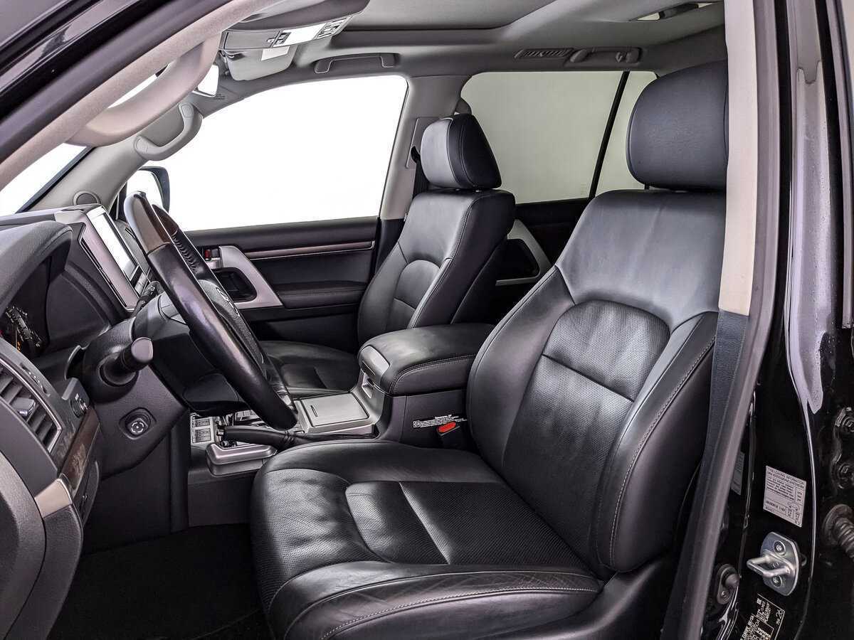 Toyota Land Cruiser 2019 года с пробегом. Фото: #19