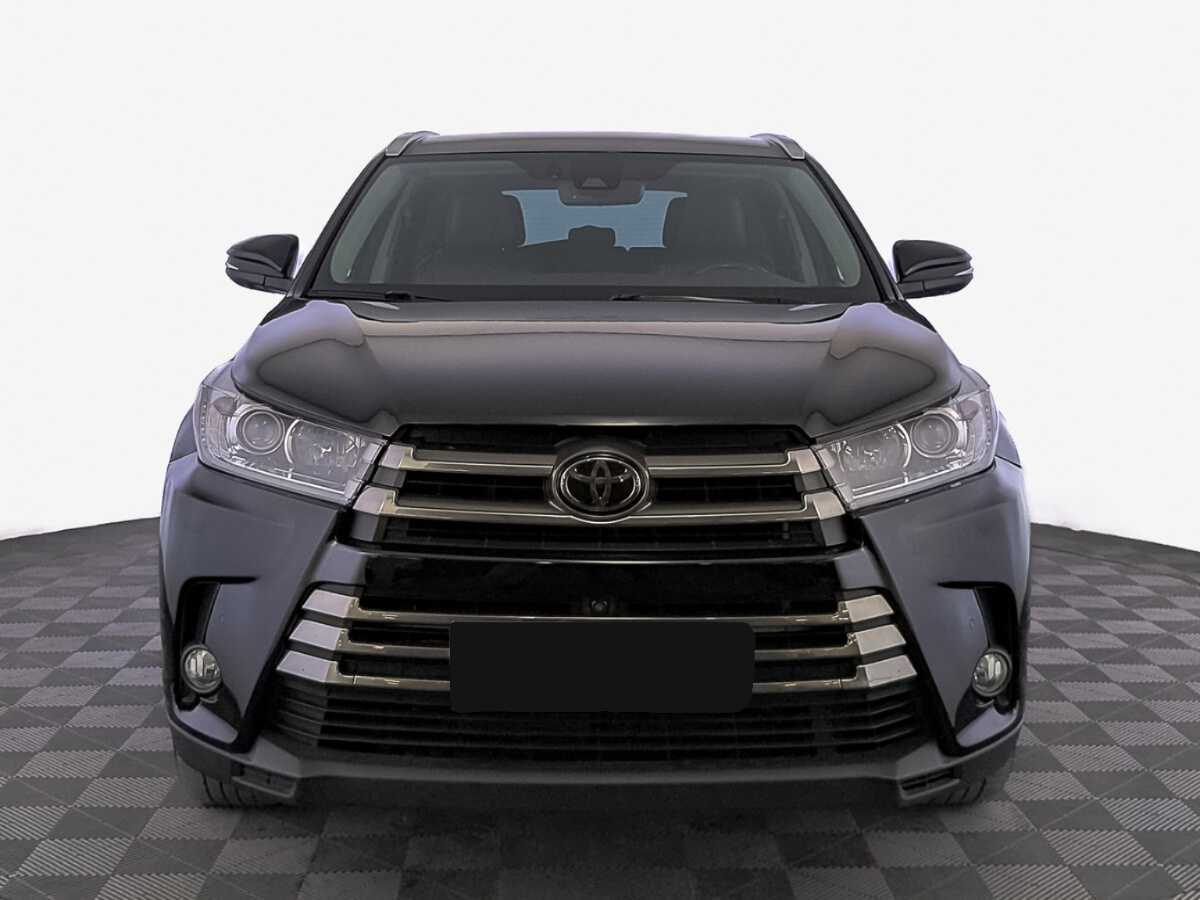 Toyota Highlander 2018 года с пробегом. Фото: #1