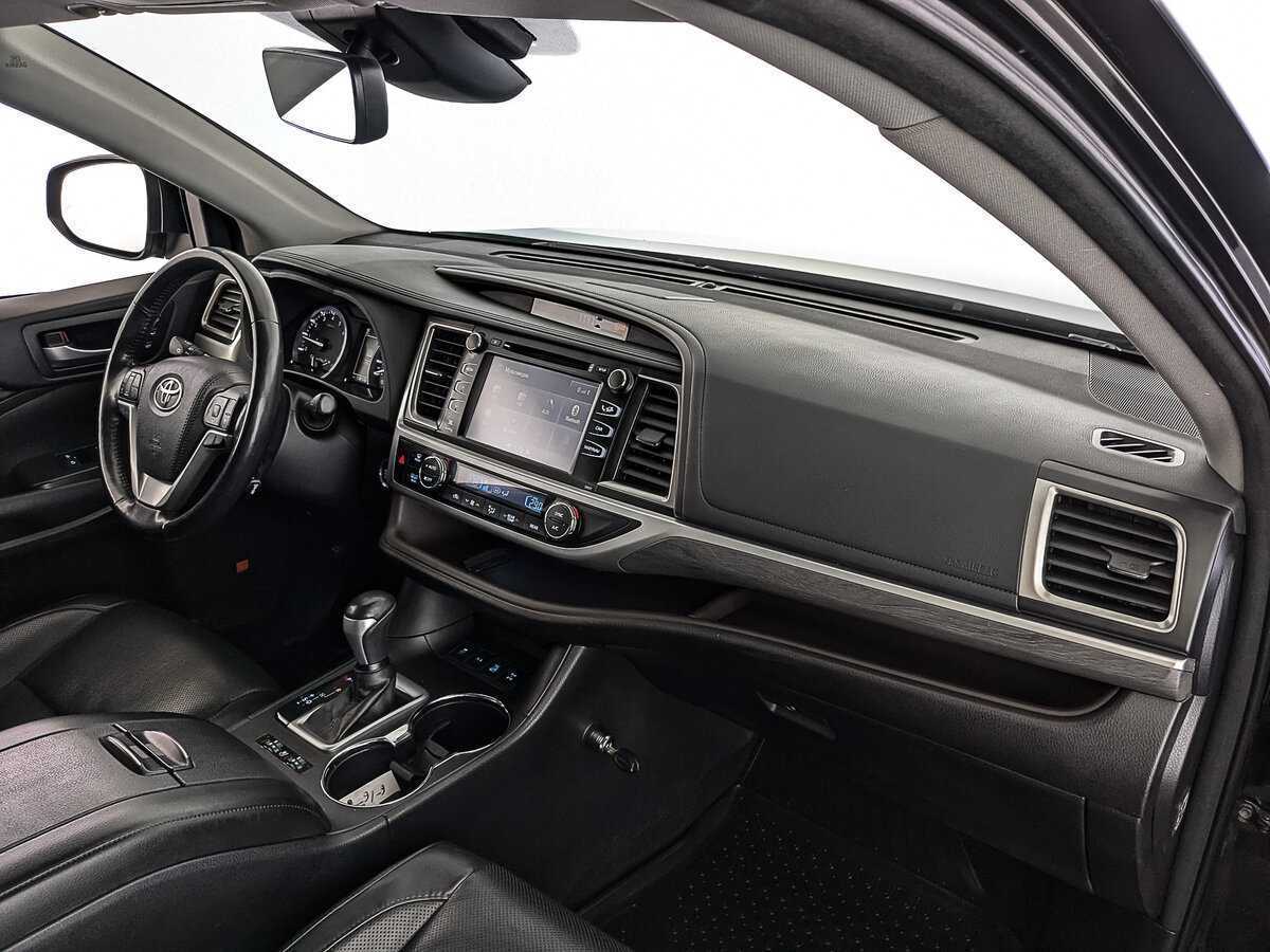Toyota Highlander 2018 года с пробегом. Фото: #9
