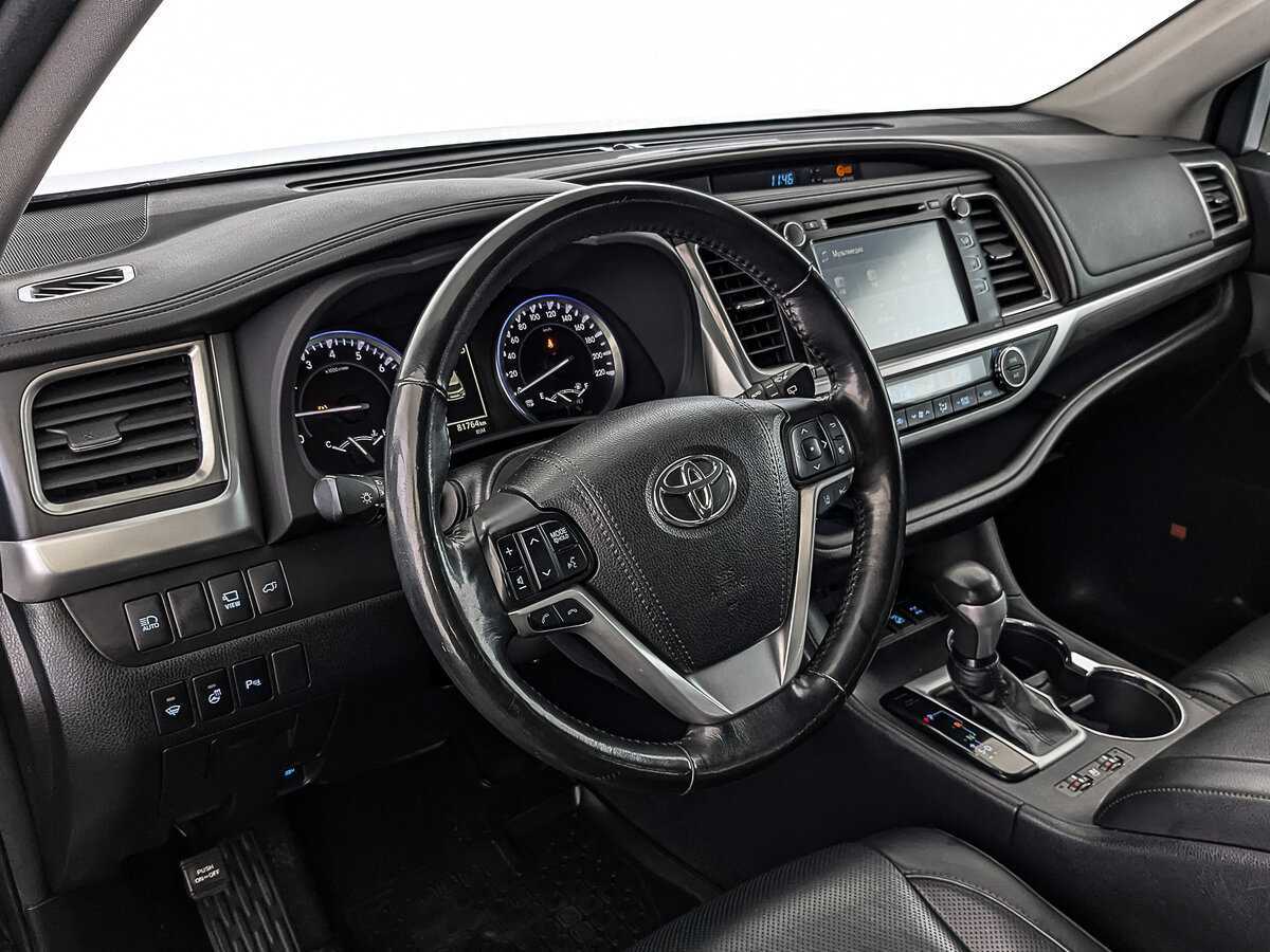 Toyota Highlander 2018 года с пробегом. Фото: #11
