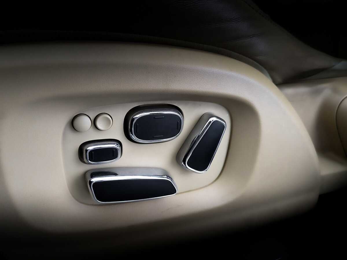 Jaguar XJ 2012 года с пробегом. Фото: #18