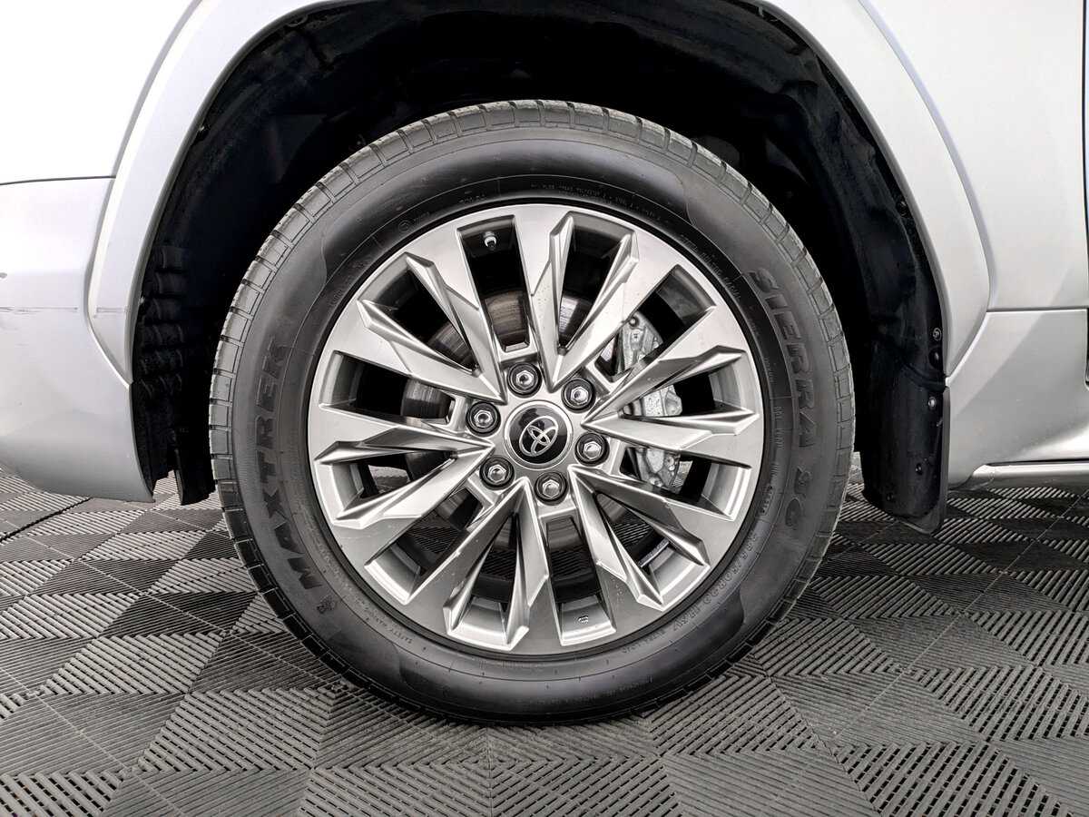 Toyota Land Cruiser 2022 года с пробегом. Фото: #17