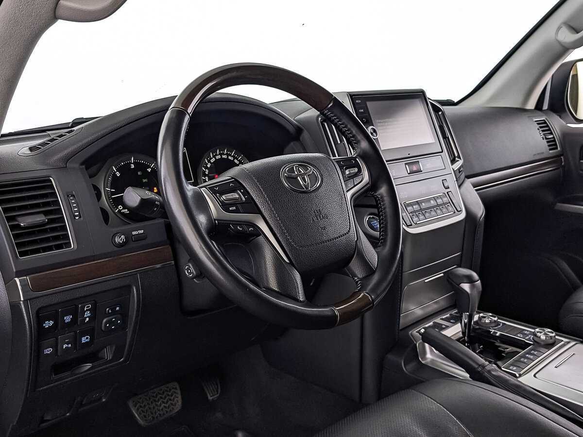 Toyota Land Cruiser 2020 года с пробегом. Фото: #12