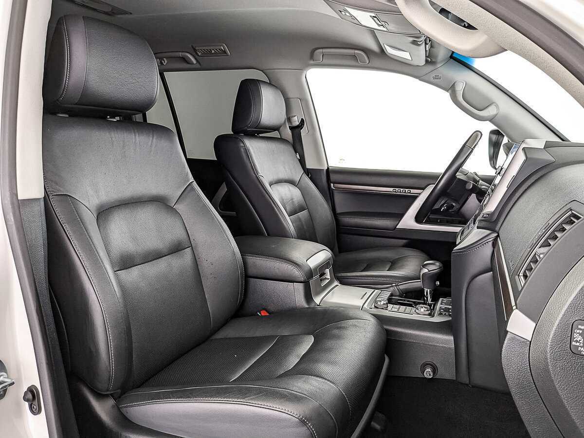 Toyota Land Cruiser 2020 года с пробегом. Фото: #21