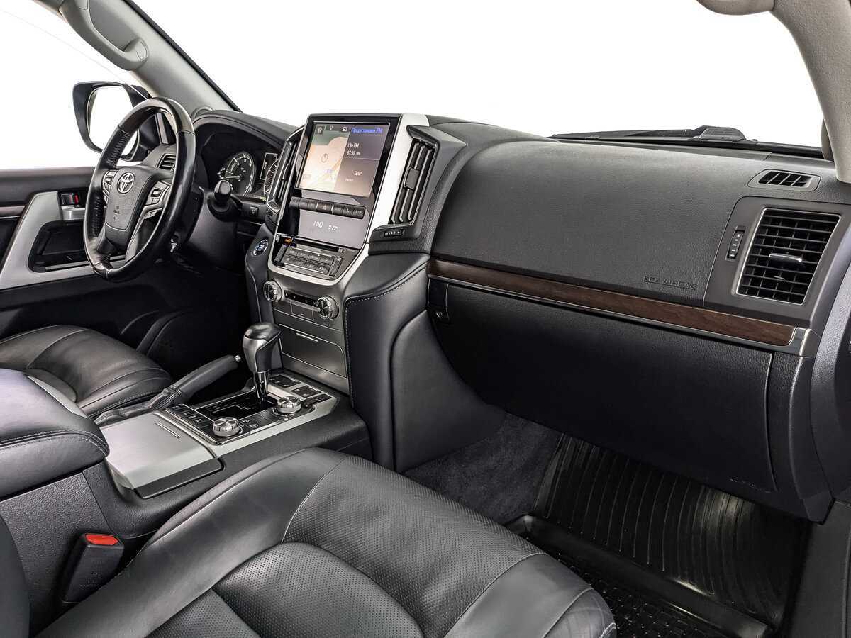 Toyota Land Cruiser 2018 года с пробегом. Фото: #12