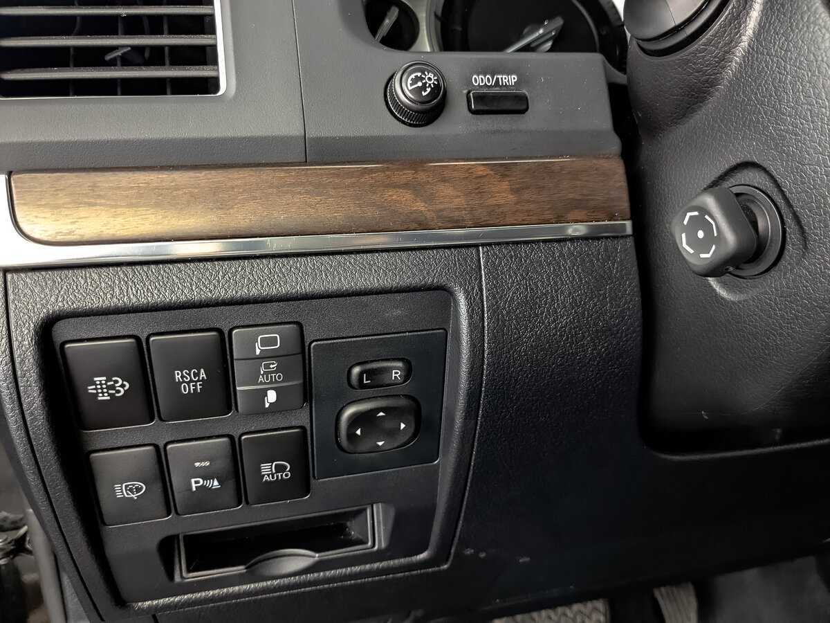 Toyota Land Cruiser 2018 года с пробегом. Фото: #28