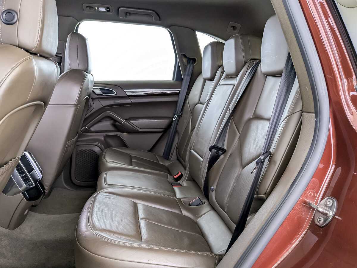 Porsche Cayenne 2013 года с пробегом. Фото: #11