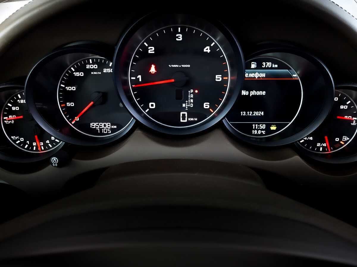 Porsche Cayenne 2013 года с пробегом. Фото: #12