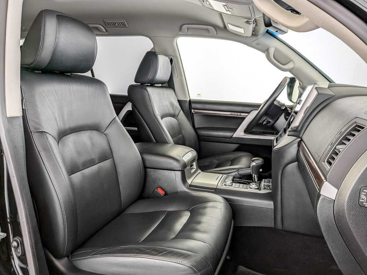 Toyota Land Cruiser 2019 года с пробегом. Фото: #23