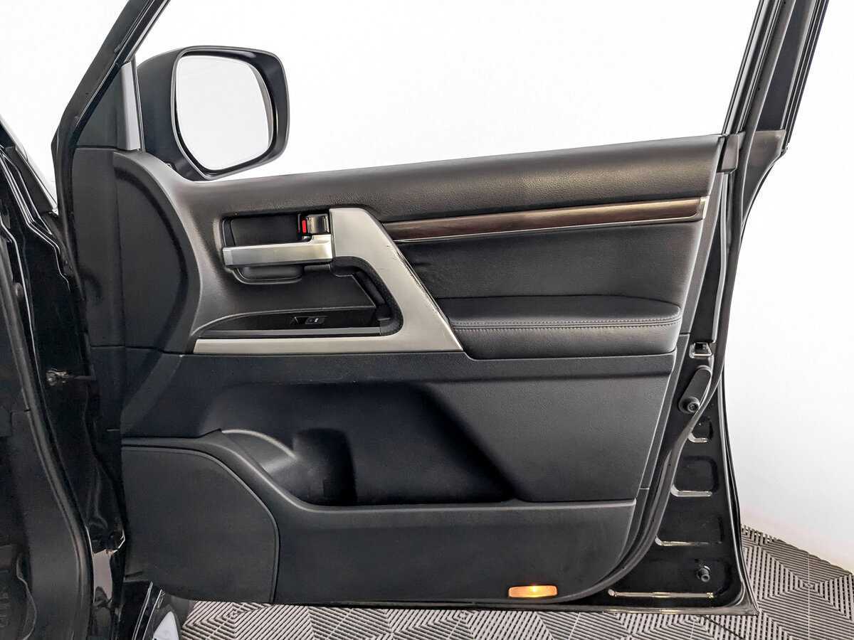 Toyota Land Cruiser 2019 года с пробегом. Фото: #24