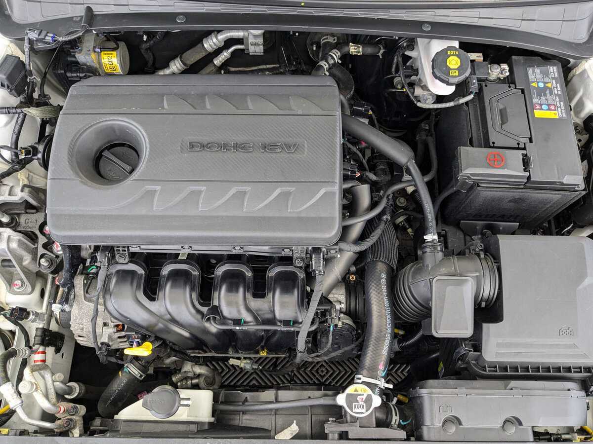 Hyundai Elantra 2021 года с пробегом. Фото: #8