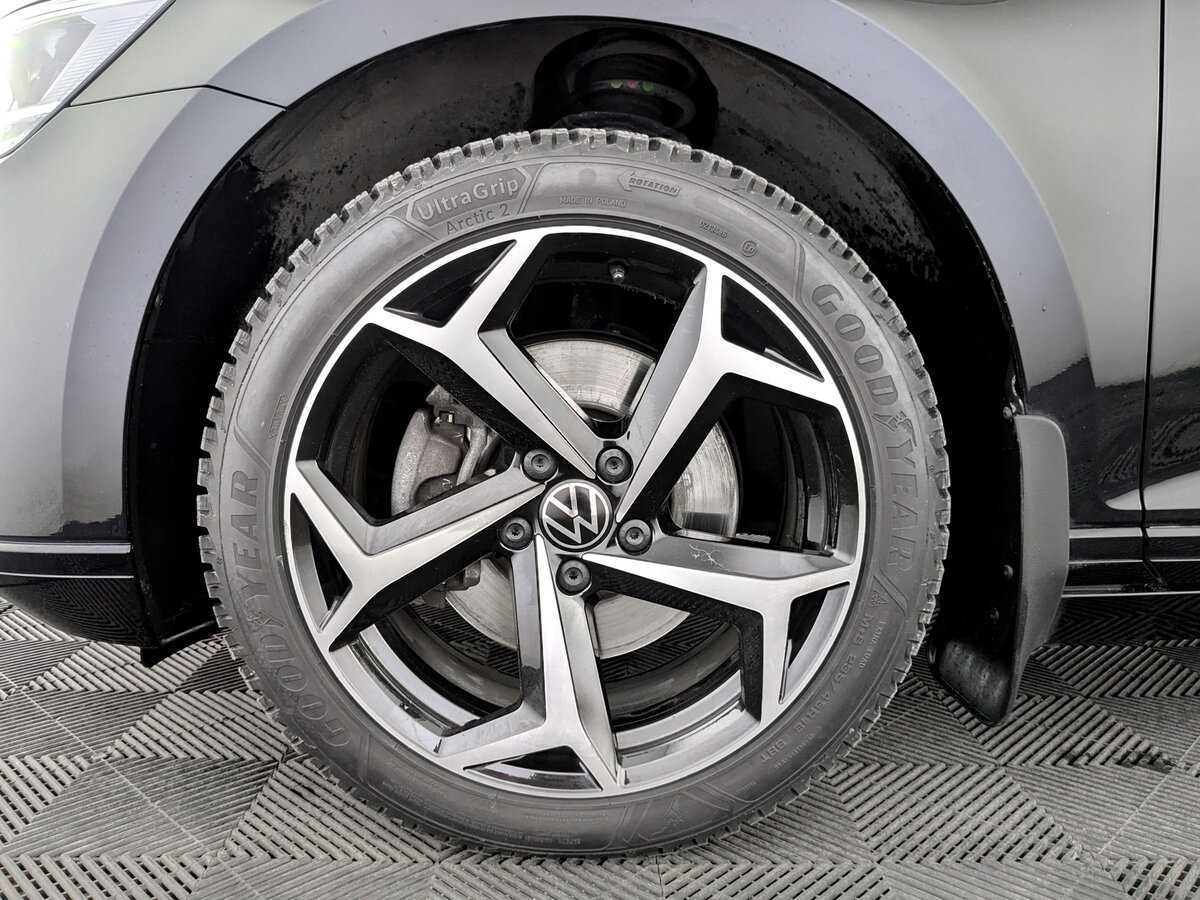 Volkswagen Passat 2021 года с пробегом. Фото: #17