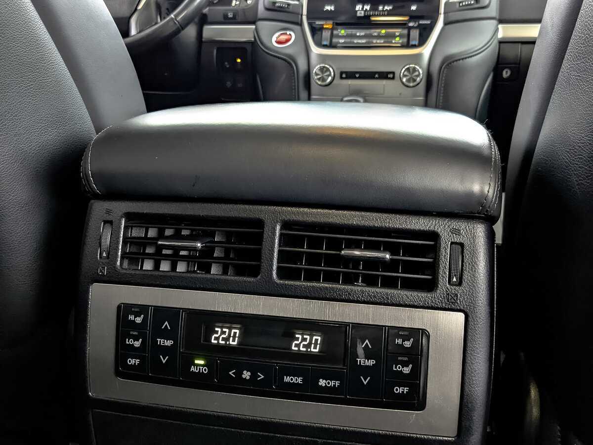 Toyota Land Cruiser 2019 года с пробегом. Фото: #24