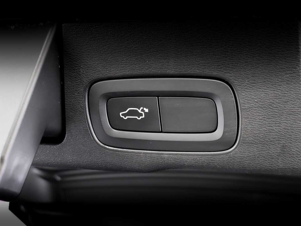 Volvo XC60 2019 года с пробегом. Фото: #25
