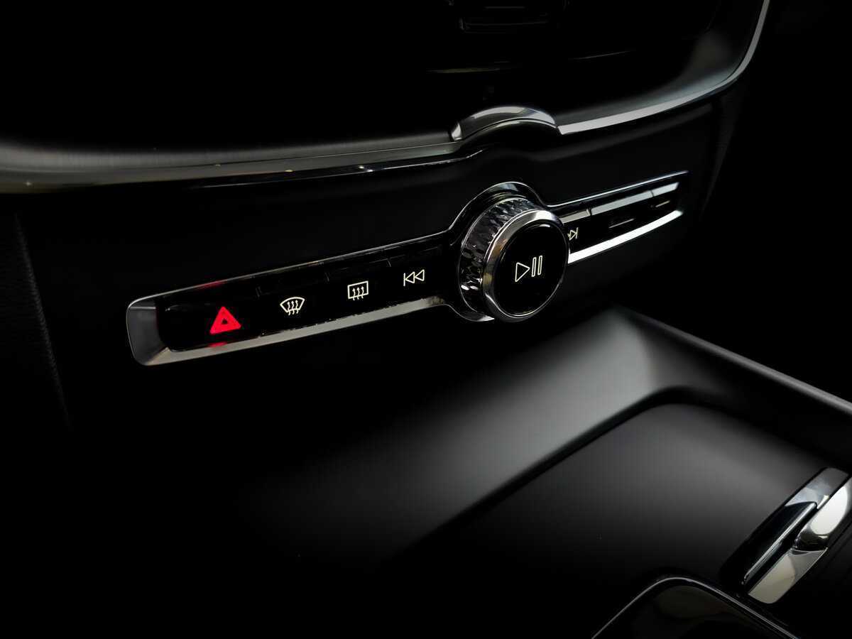 Volvo XC60 2019 года с пробегом. Фото: #27