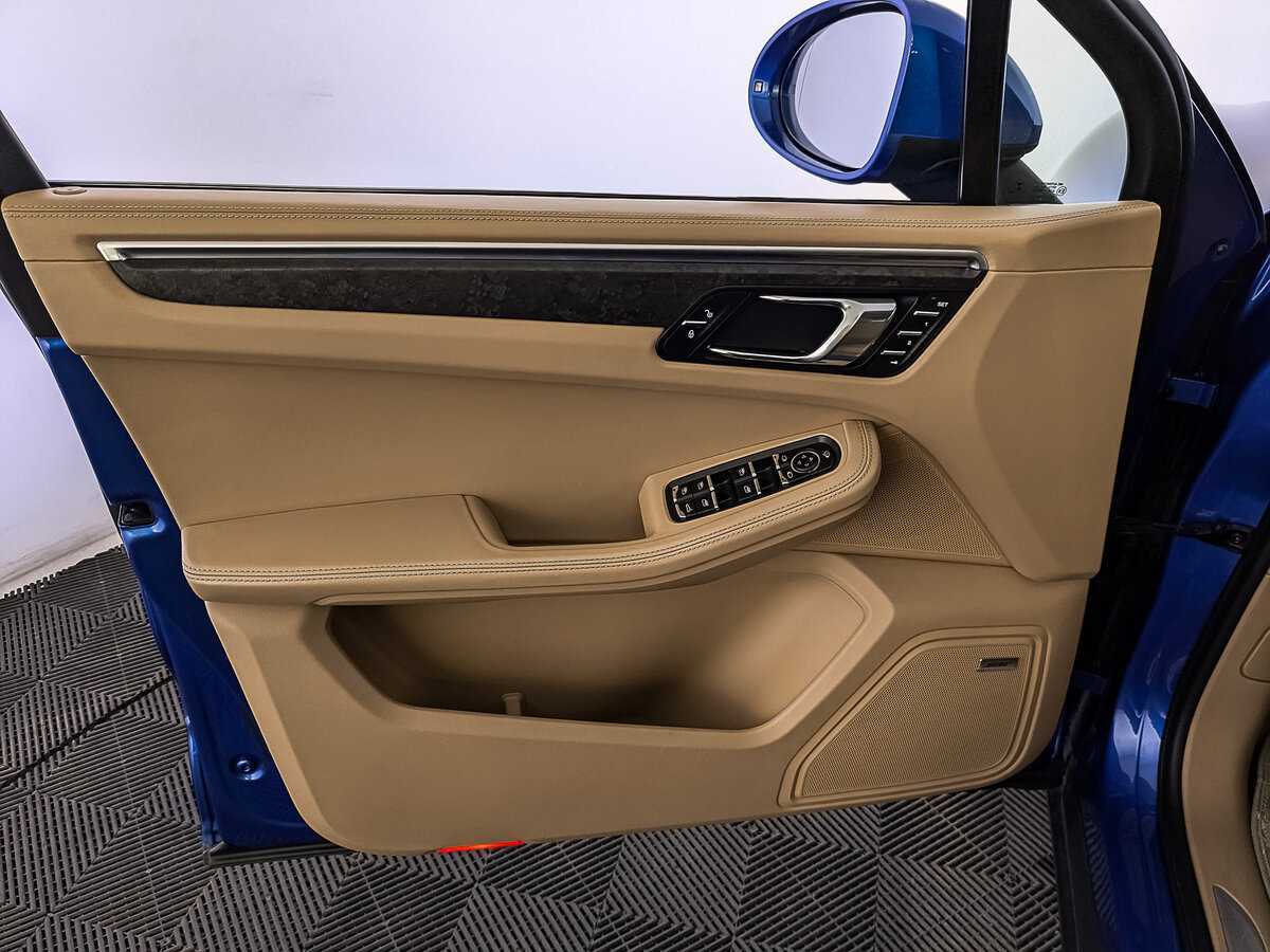 Porsche Macan 2015 года с пробегом. Фото: #17