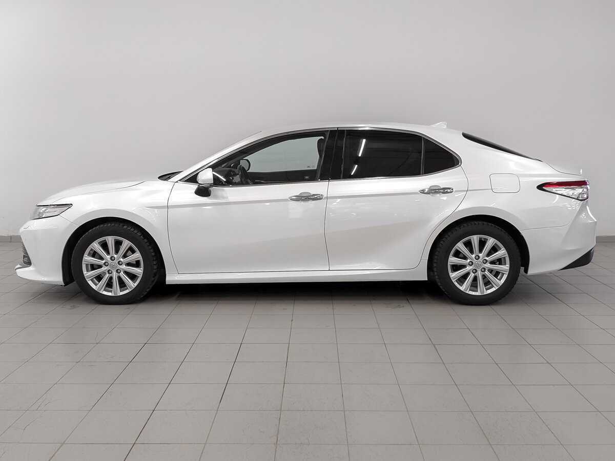 Toyota Camry 2019 года с пробегом. Фото: #7