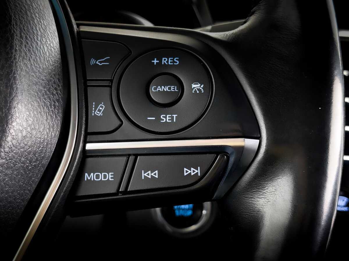 Toyota Camry 2019 года с пробегом. Фото: #28