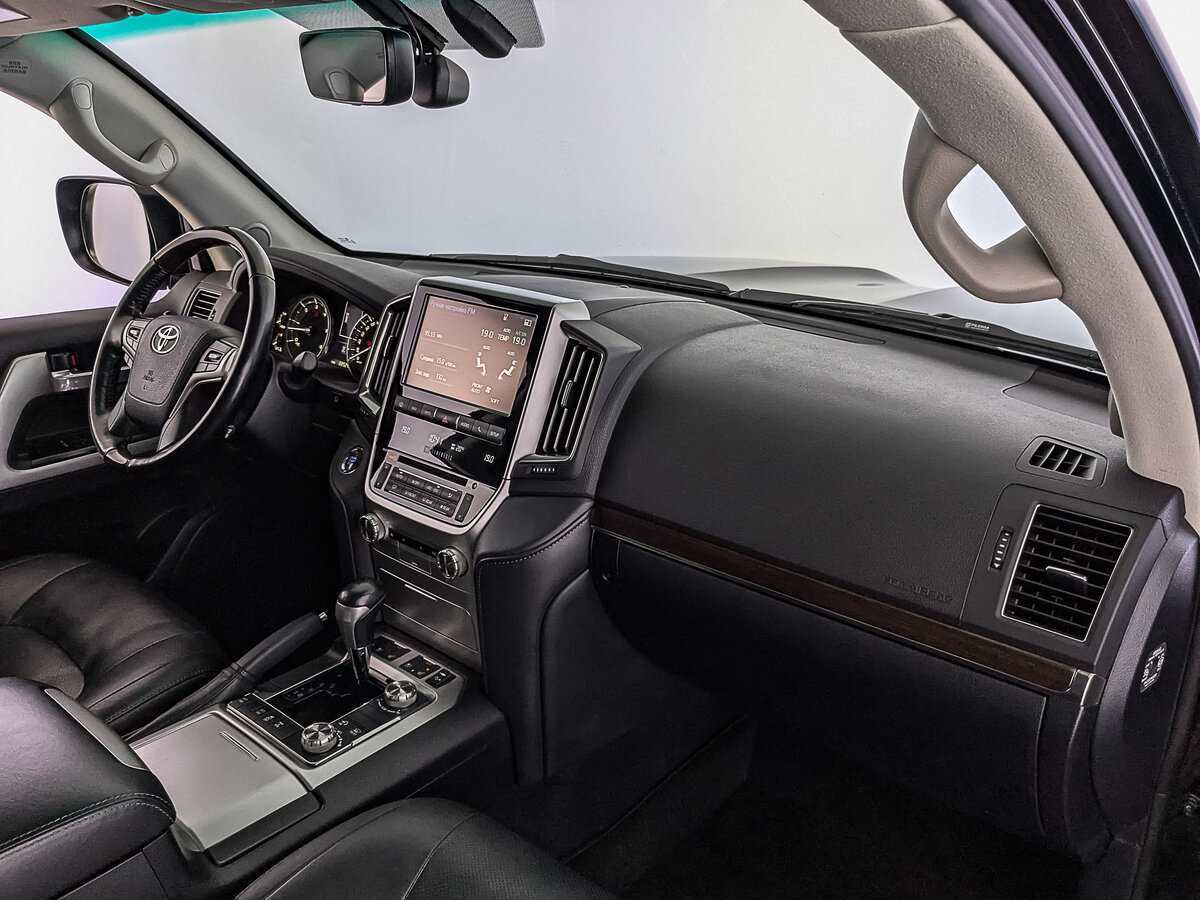 Toyota Land Cruiser 2018 года с пробегом. Фото: #12