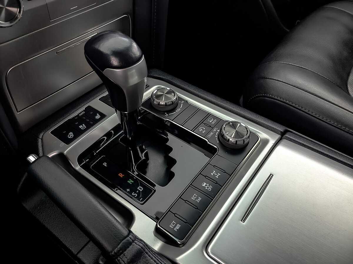 Toyota Land Cruiser 2018 года с пробегом. Фото: #24