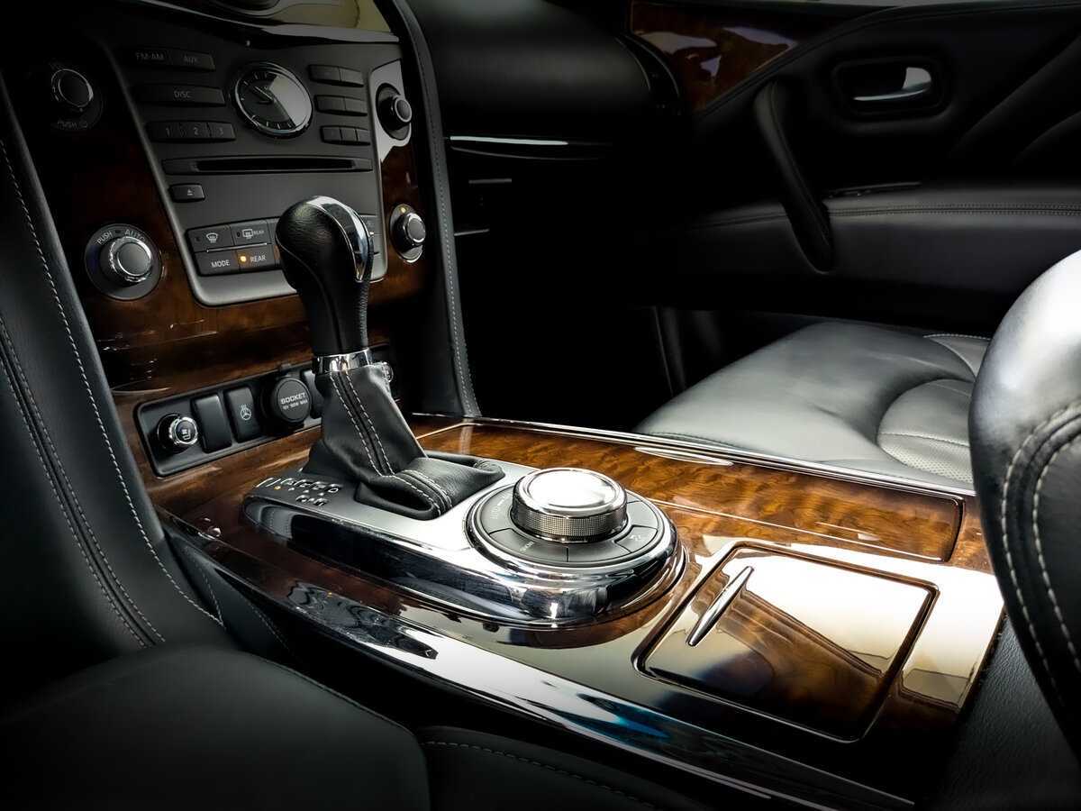 Infiniti QX80 2017 года с пробегом. Фото: #26