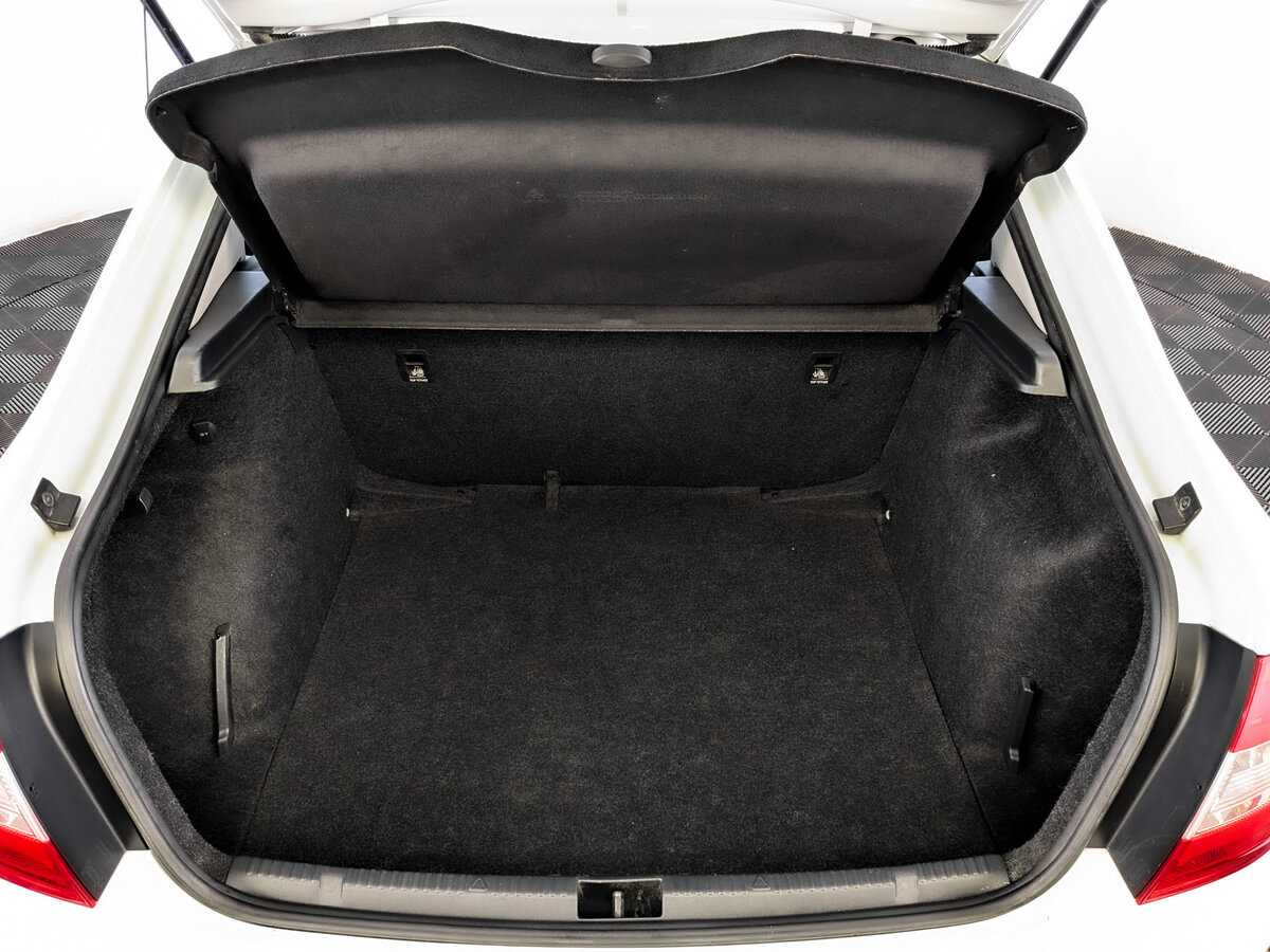 Б/У Шкода Рапид 2017 года. Фото: #9