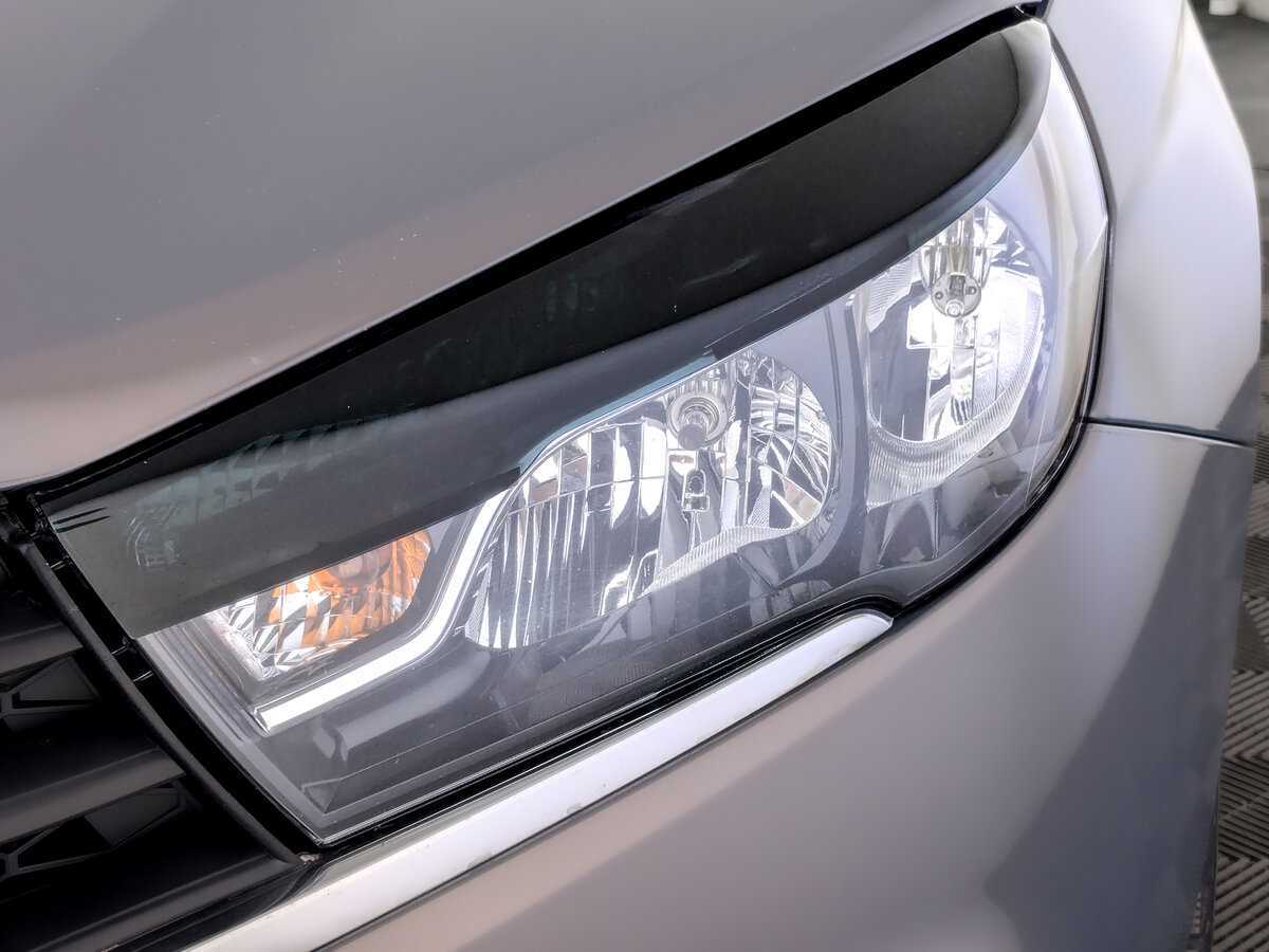 Б/У Лада (ВАЗ) Веста 2017 года. Фото: #16