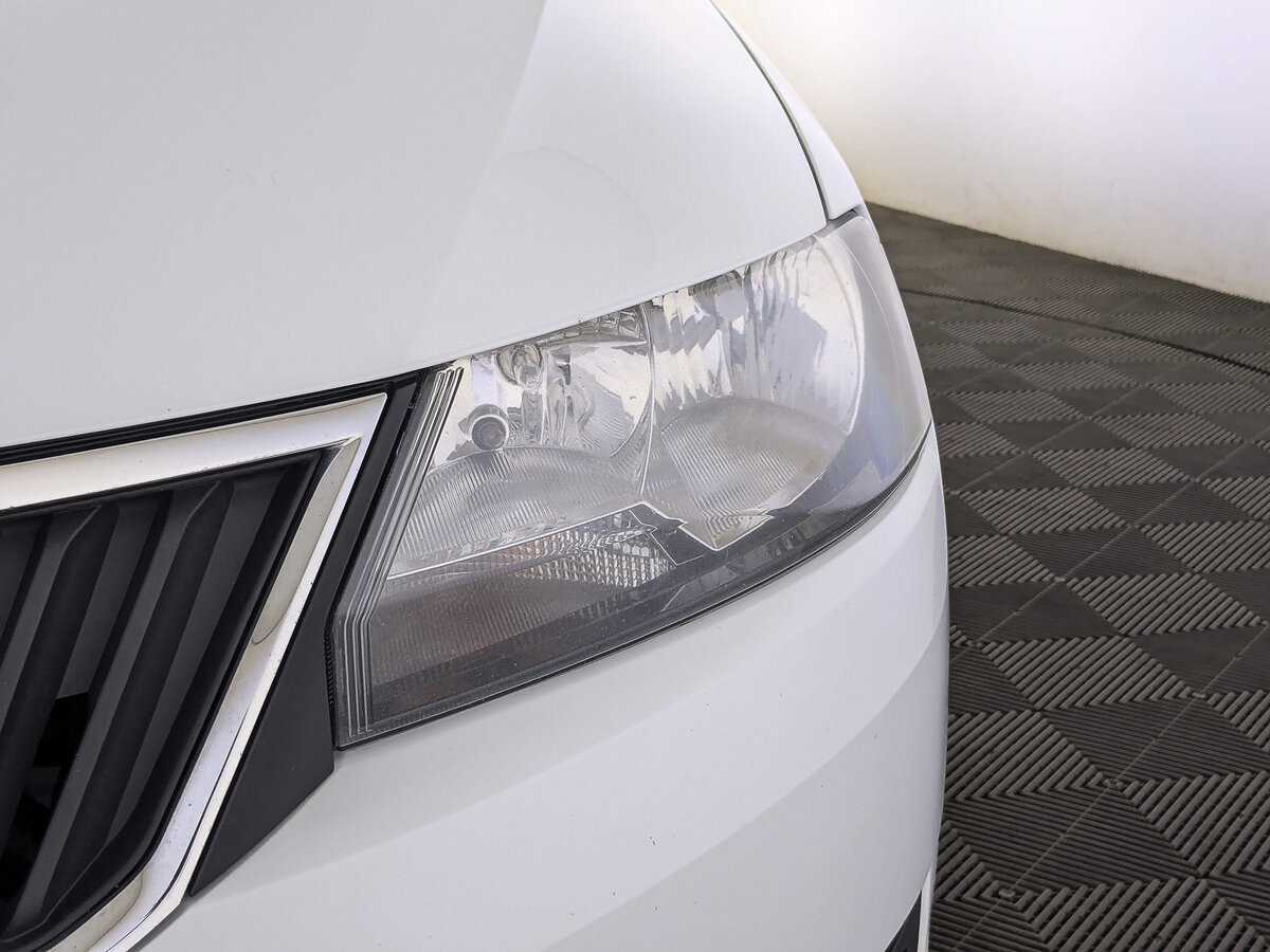 Б/У Шкода Рапид 2017 года. Фото: #10