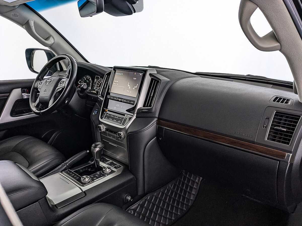 Toyota Land Cruiser 2016 года с пробегом. Фото: #12