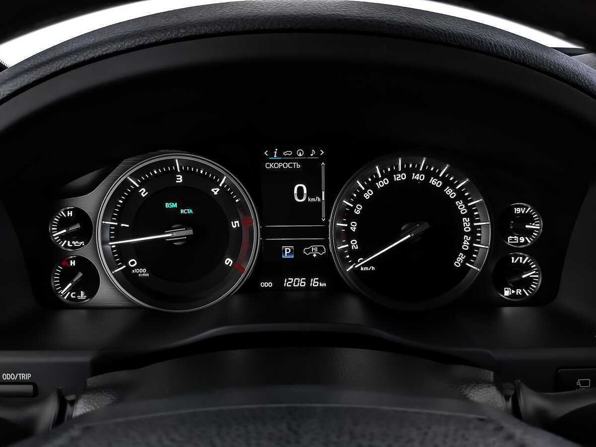 Toyota Land Cruiser 2016 года с пробегом. Фото: #15