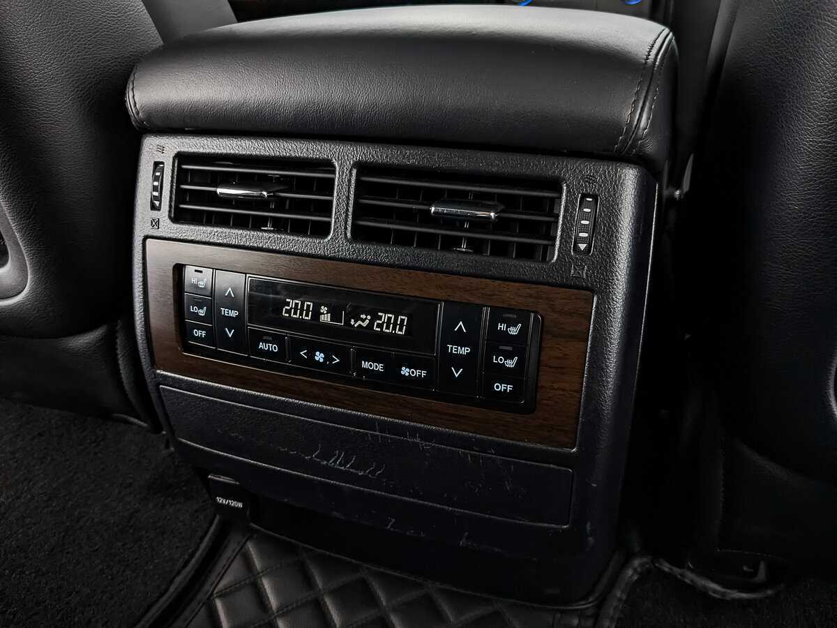 Toyota Land Cruiser 2016 года с пробегом. Фото: #26
