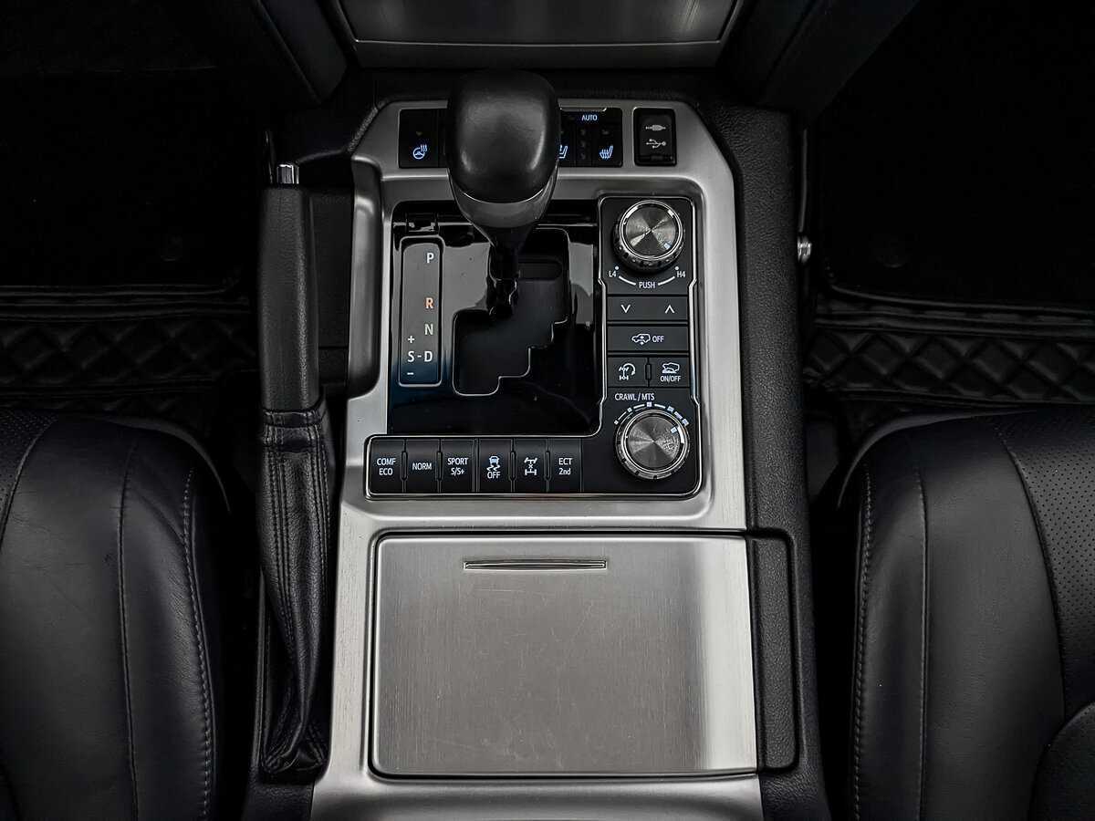 Toyota Land Cruiser 2016 года с пробегом. Фото: #28