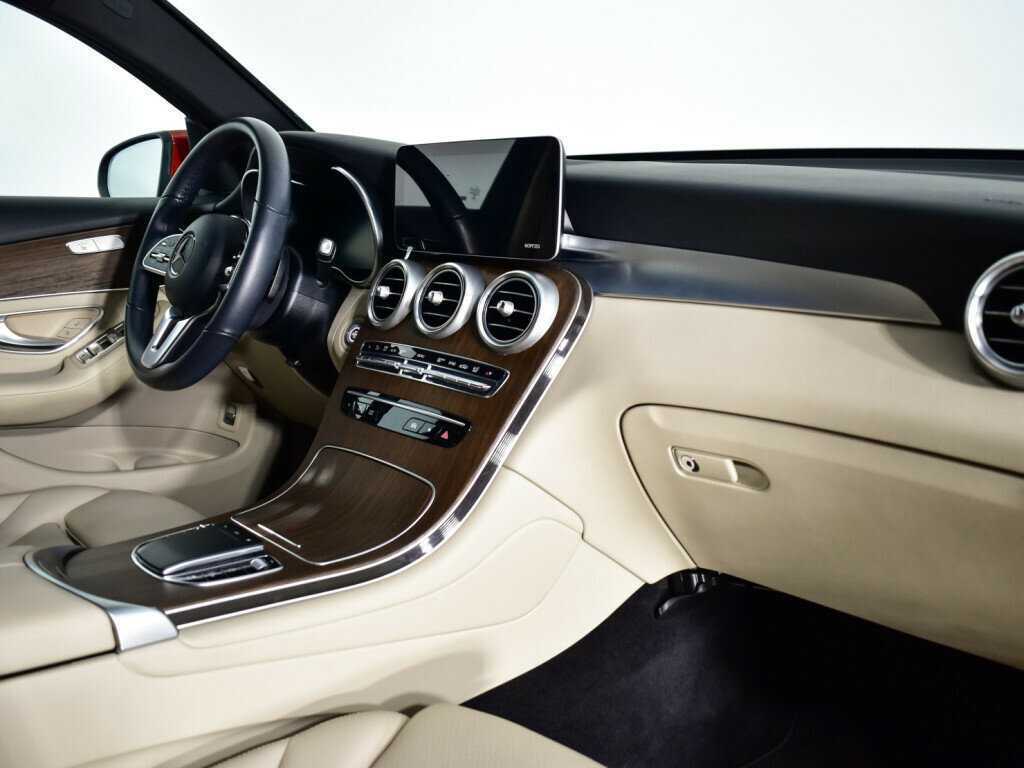 Mercedes-Benz GLC Coupe 2021 года с пробегом. Фото: #8