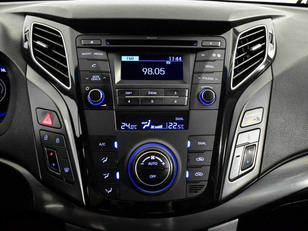 Б/У Хендай ай40 2016 года. Фото: #13