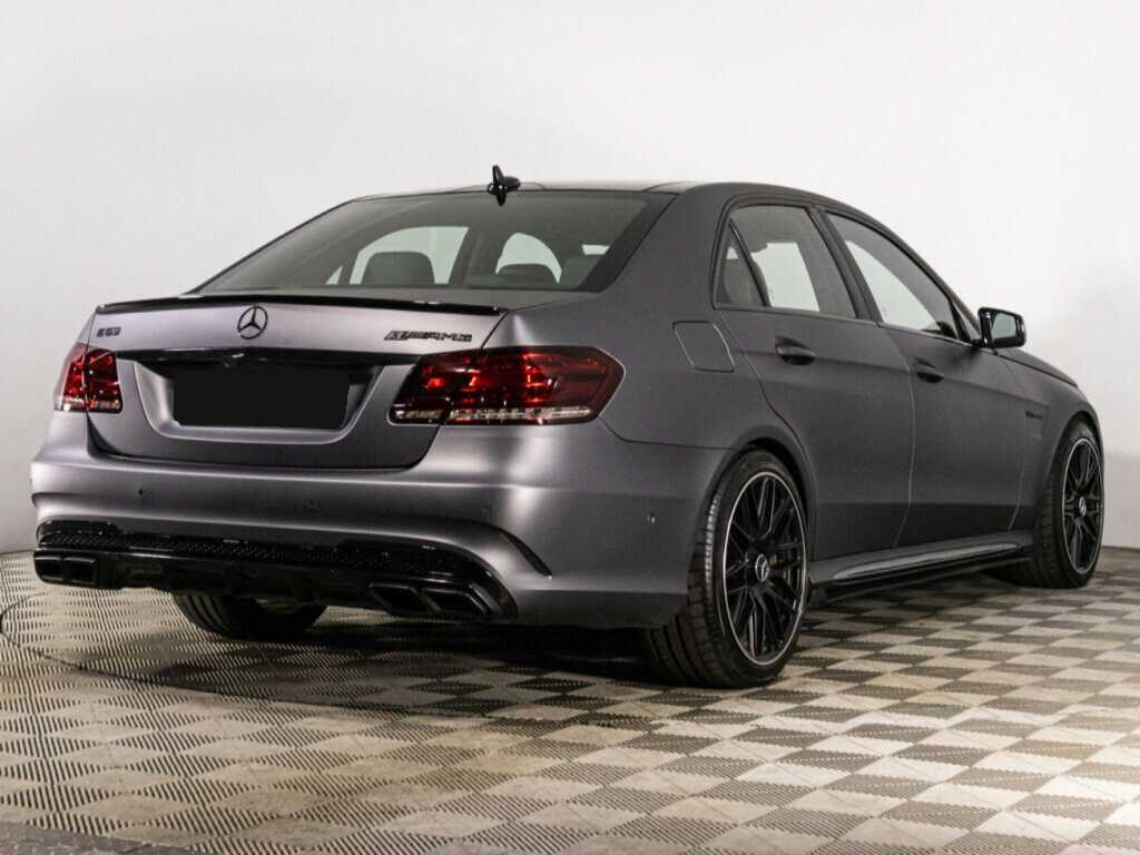 Mercedes-Benz E-Класс AMG 2014 года с пробегом. Фото: #4