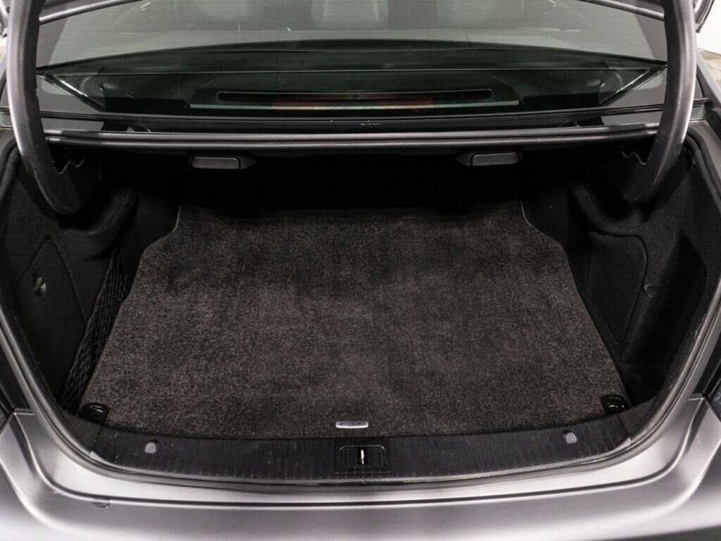 Mercedes-Benz E-Класс AMG 2014 года с пробегом. Фото: #14