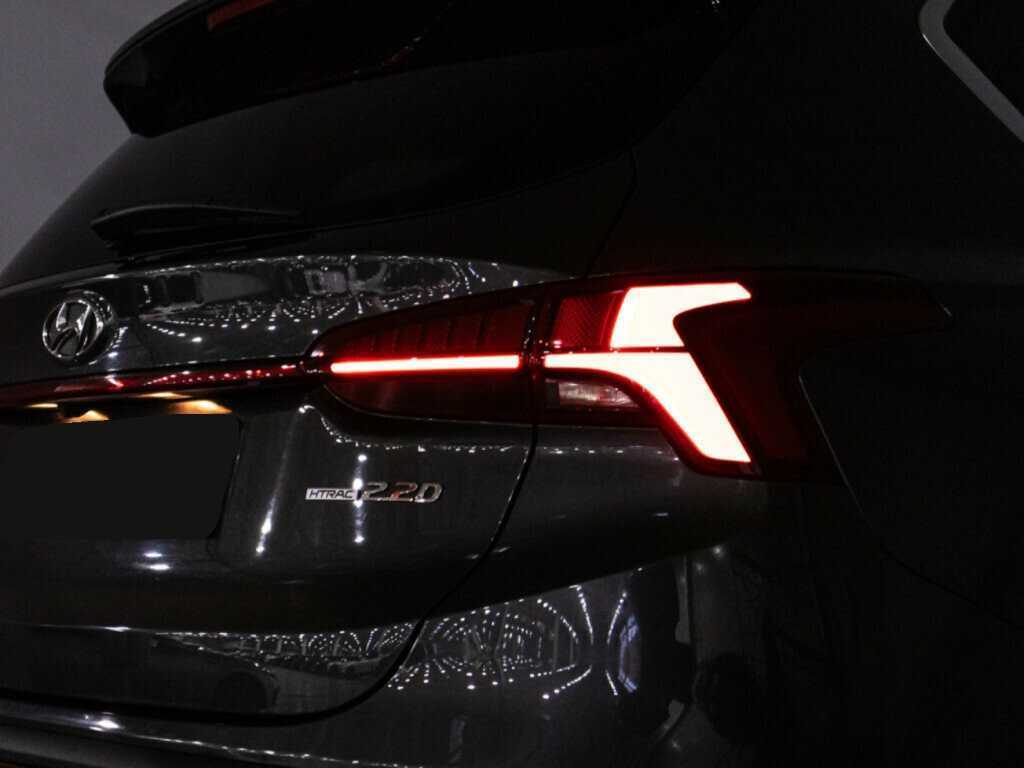 Hyundai Santa Fe 2021 года с пробегом. Фото: #24