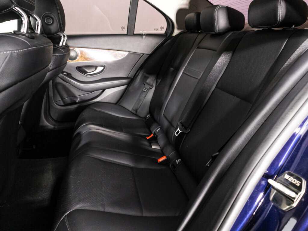 Mercedes-Benz C-Класс 2015 года с пробегом. Фото: #9