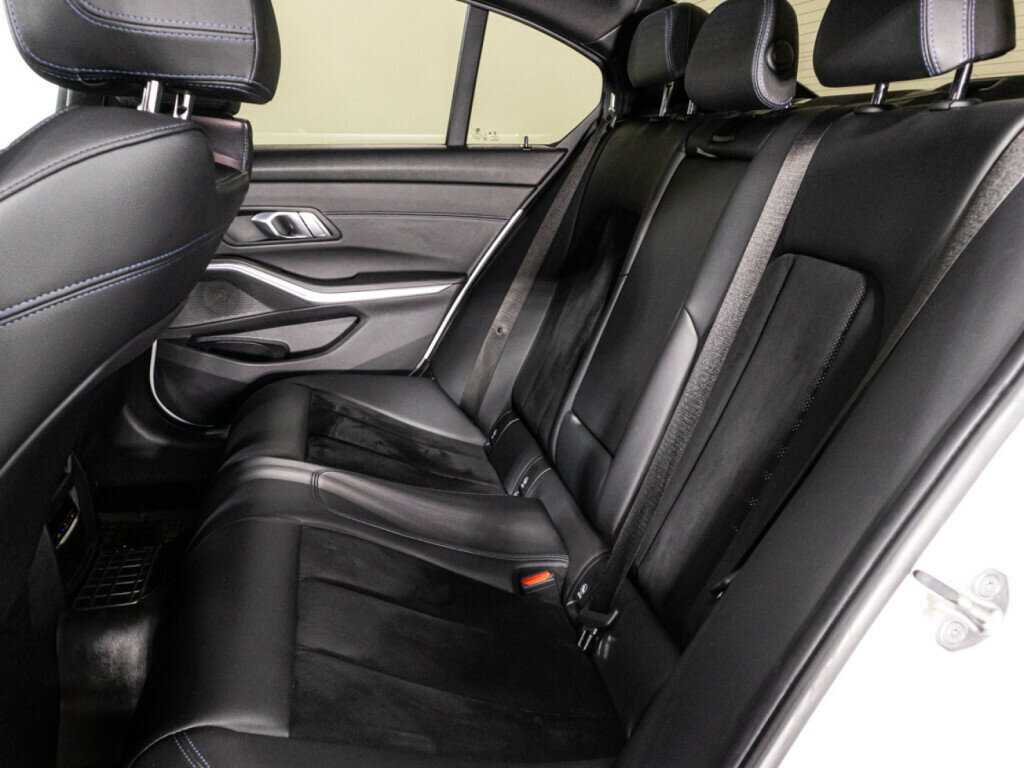 BMW 3 серии 2019 года с пробегом. Фото: #9