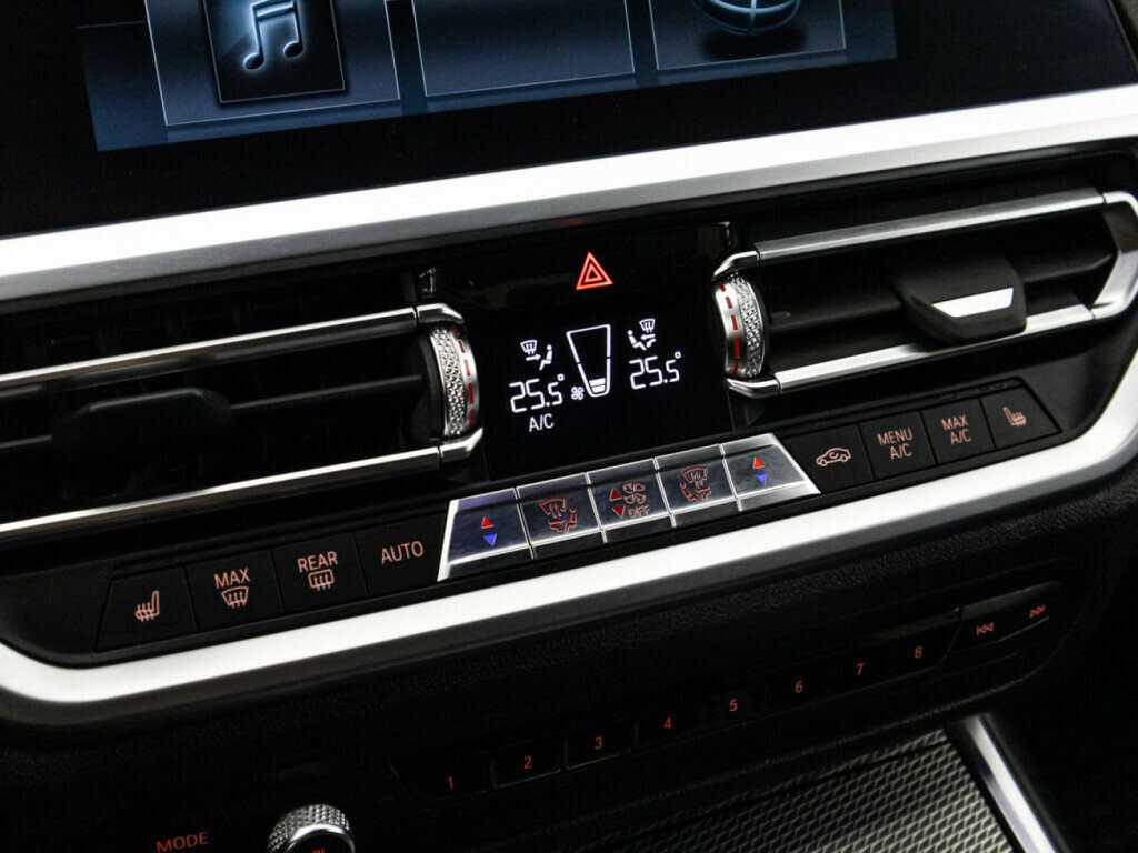 BMW 3 серии 2019 года с пробегом. Фото: #15