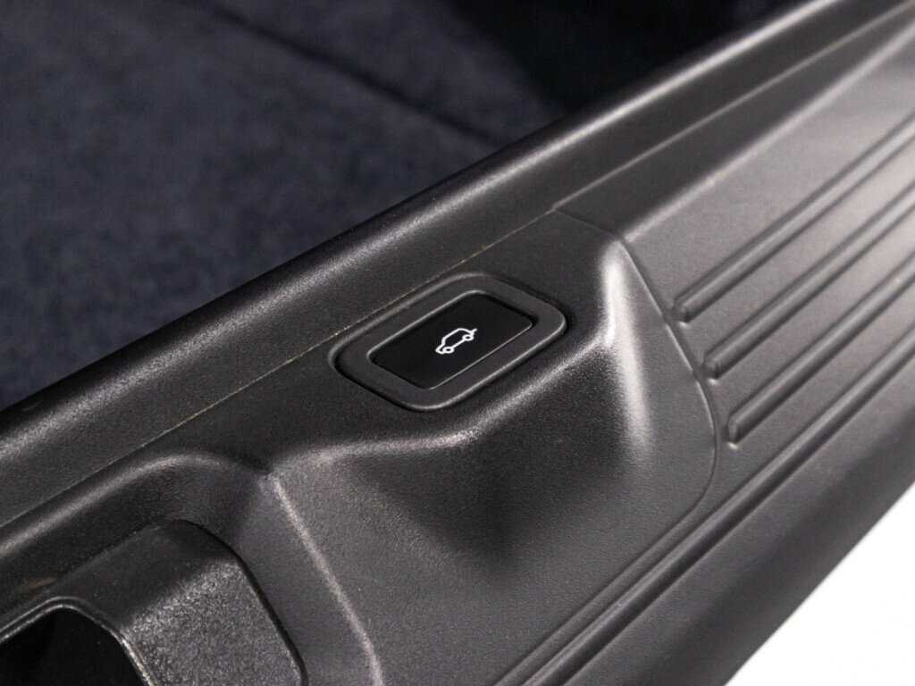 Land Rover Range Rover 2019 года с пробегом. Фото: #16